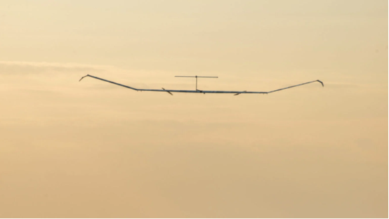 打破续航纪录 空客太阳能无人机连飞42天(图2) 打破续航纪录 空客太阳能无人机连飞42天(图2)