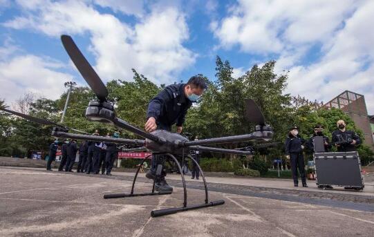 警用无人机应用方面越来越广 无人机优势有哪些(图1)